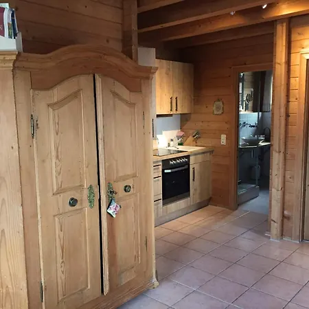 Rotes Haus Romantik Appartement *